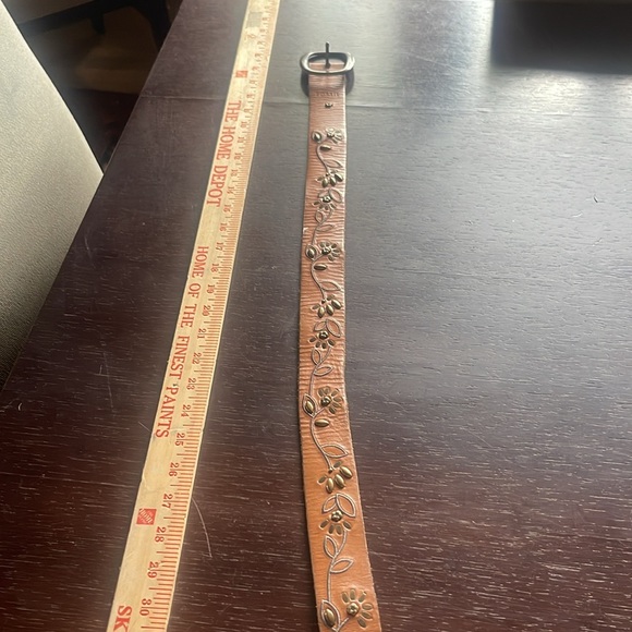 Fossil women’s leather belt - Picture 4 of 6